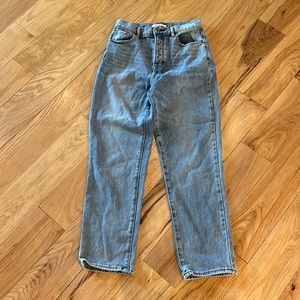 Pacsun high raised straight legged jeans. size: 26!
